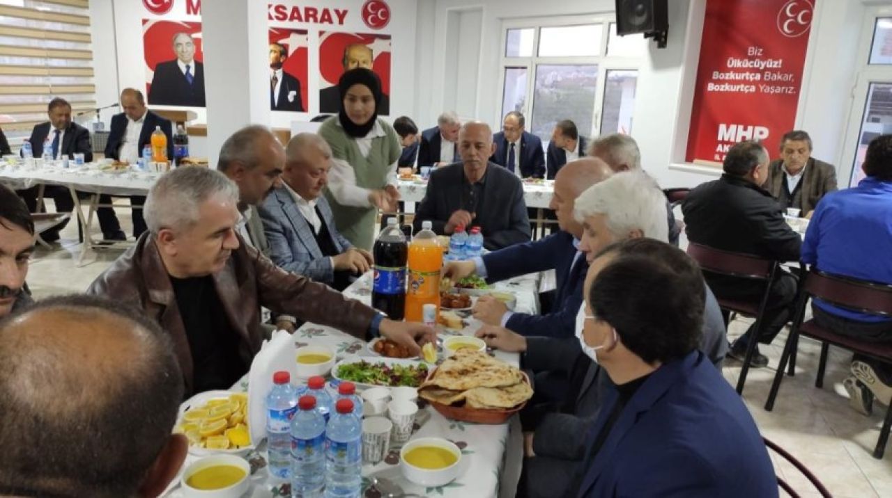 MHP Aksaray teşkilatı iftarda buluştu