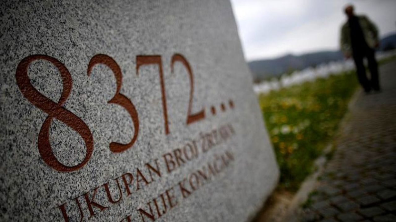 Srebrenitsa'da 12 Nisan 1993 saldırısının kurbanları anıldı