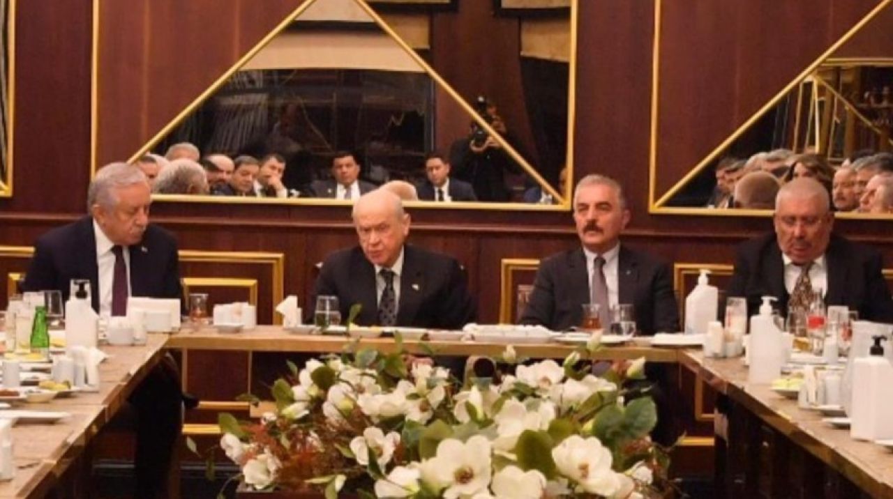 MHP Lideri Devlet Bahçeli Milletvekilleriyle iftar yaptı