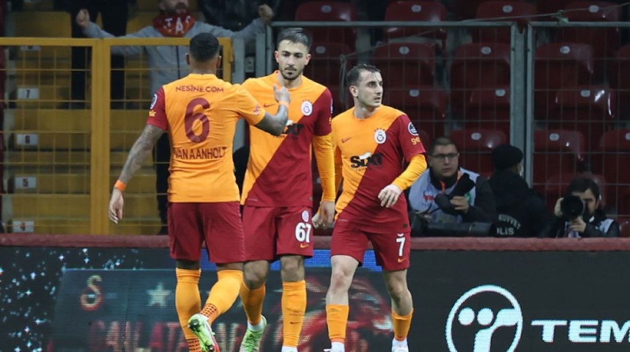 Beşiktaş, Galatasaray'ın golcüsünün peşinde