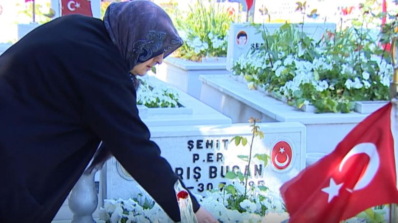 Kahramanları yetiştiren annelerin hüzün ve gurur günü