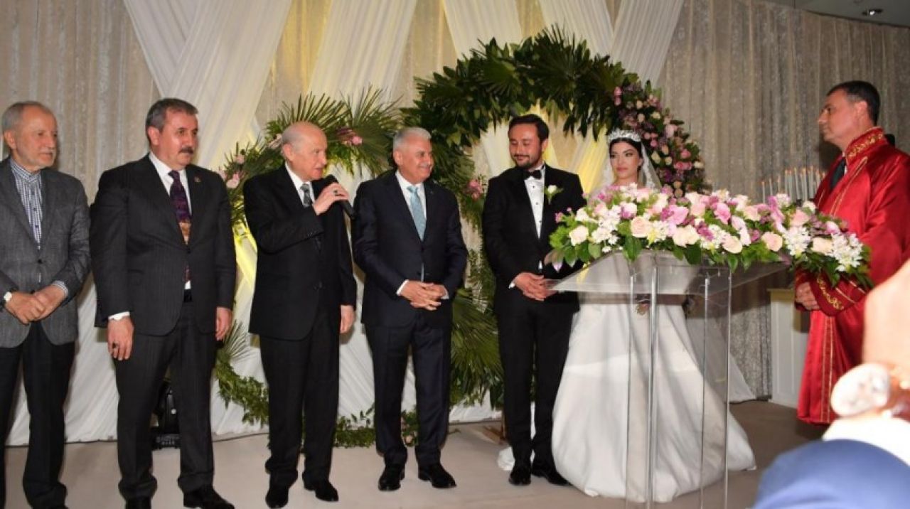 MHP Lideri Devlet Bahçeli, Fikret Hayali'nin kızının nikah törenine katıldı