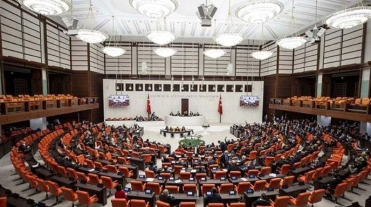 Kira artışına yüzde 25 sınır getiren düzenleme Meclis'te kabul edildi