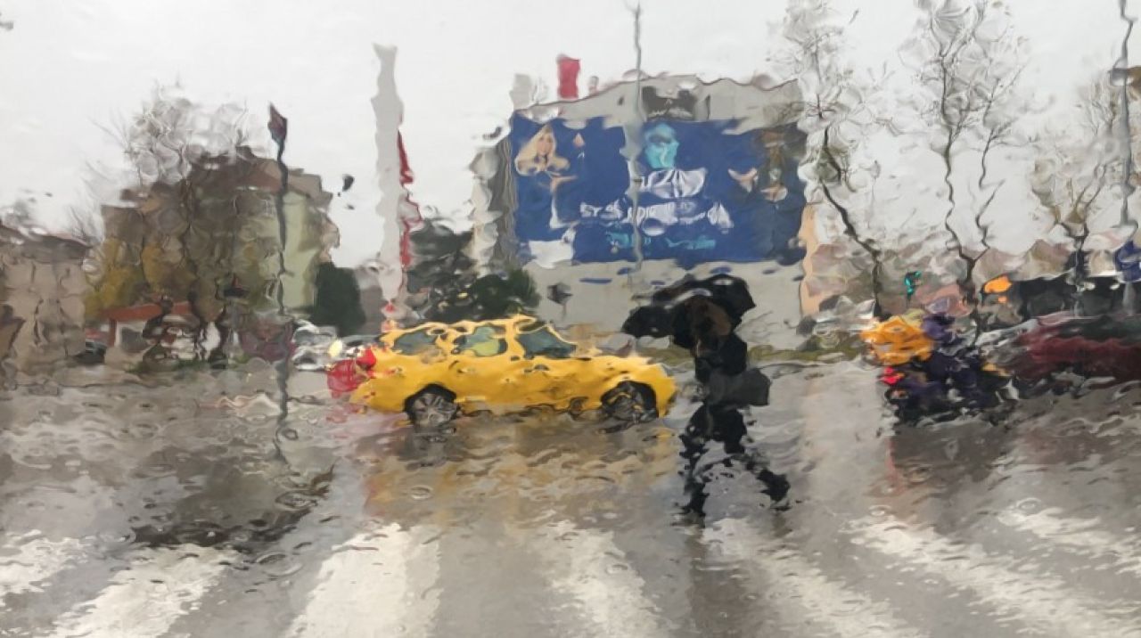 Meteoroloji'den 37 il için "sarı" kodlu uyarı: Kuvvetli yağışa dikkat