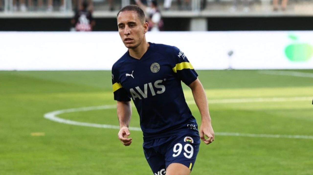 Emre Mor oyuna girdi, 32 dakika sonra kenara alındı