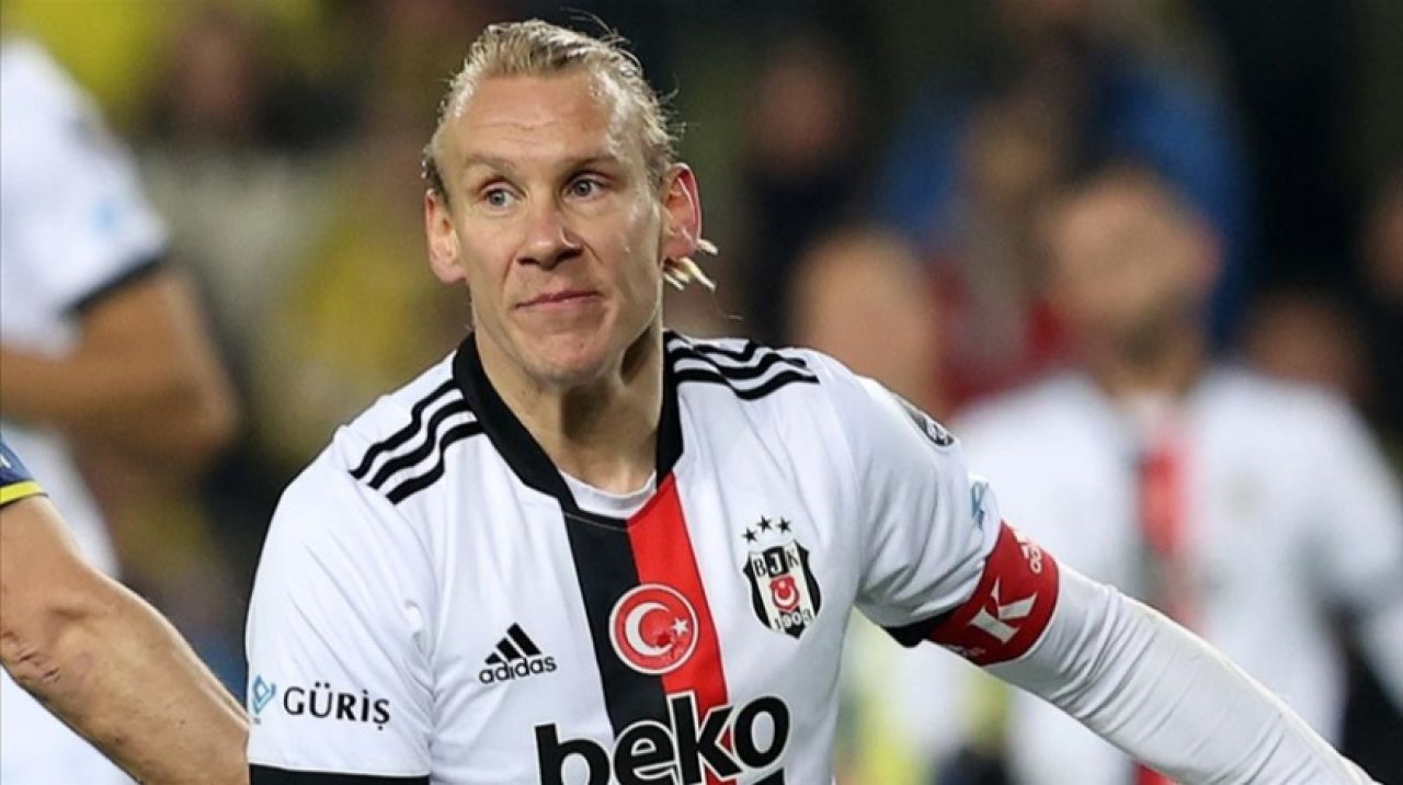 Domagoj Vida, AEK'ya transfer oldu