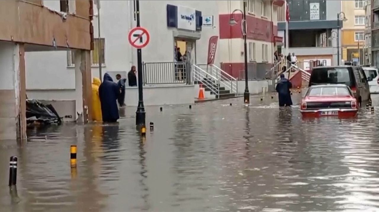 İstanbul Valisi Yerlikaya'dan yağış uyarısı