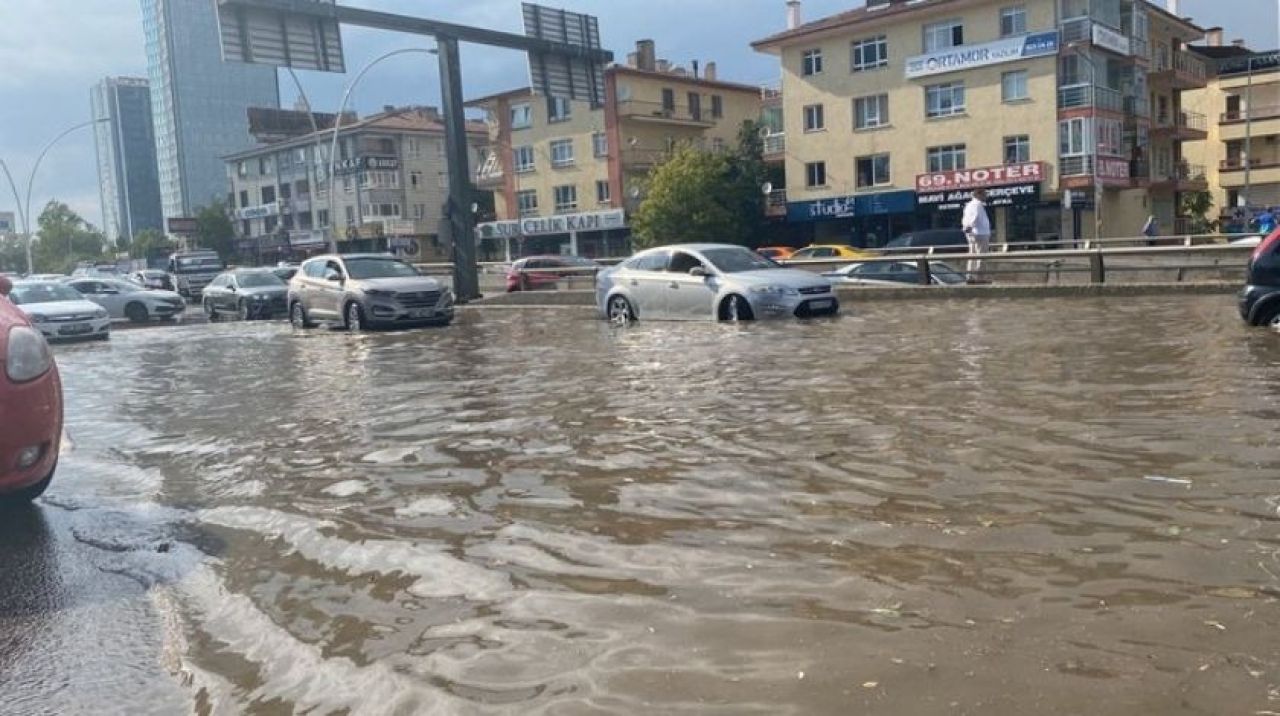 Ankara'da şiddetli yağış! Vali Vasip Şahin acı haberi duyurdu: Bir kişi hayatını kaybetti