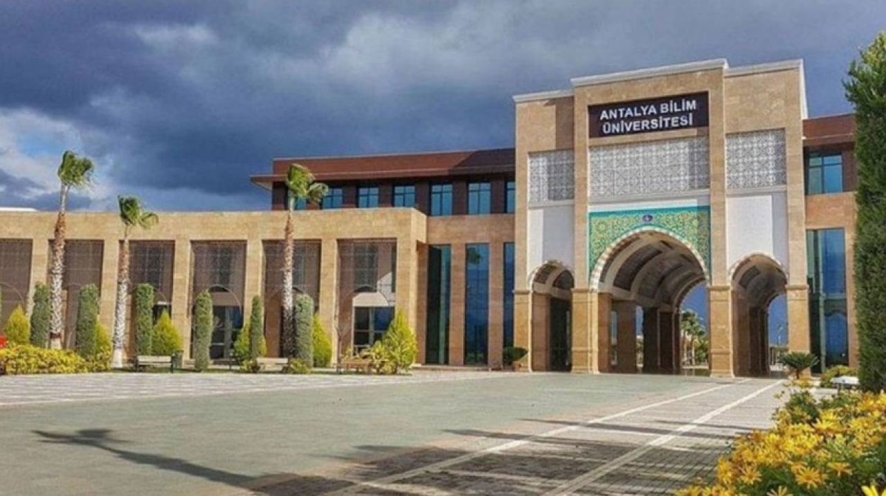 Antalya Bilim Üniversitesi Sağlık Hizmetleri MYO düzeltme ilanı yayınladı