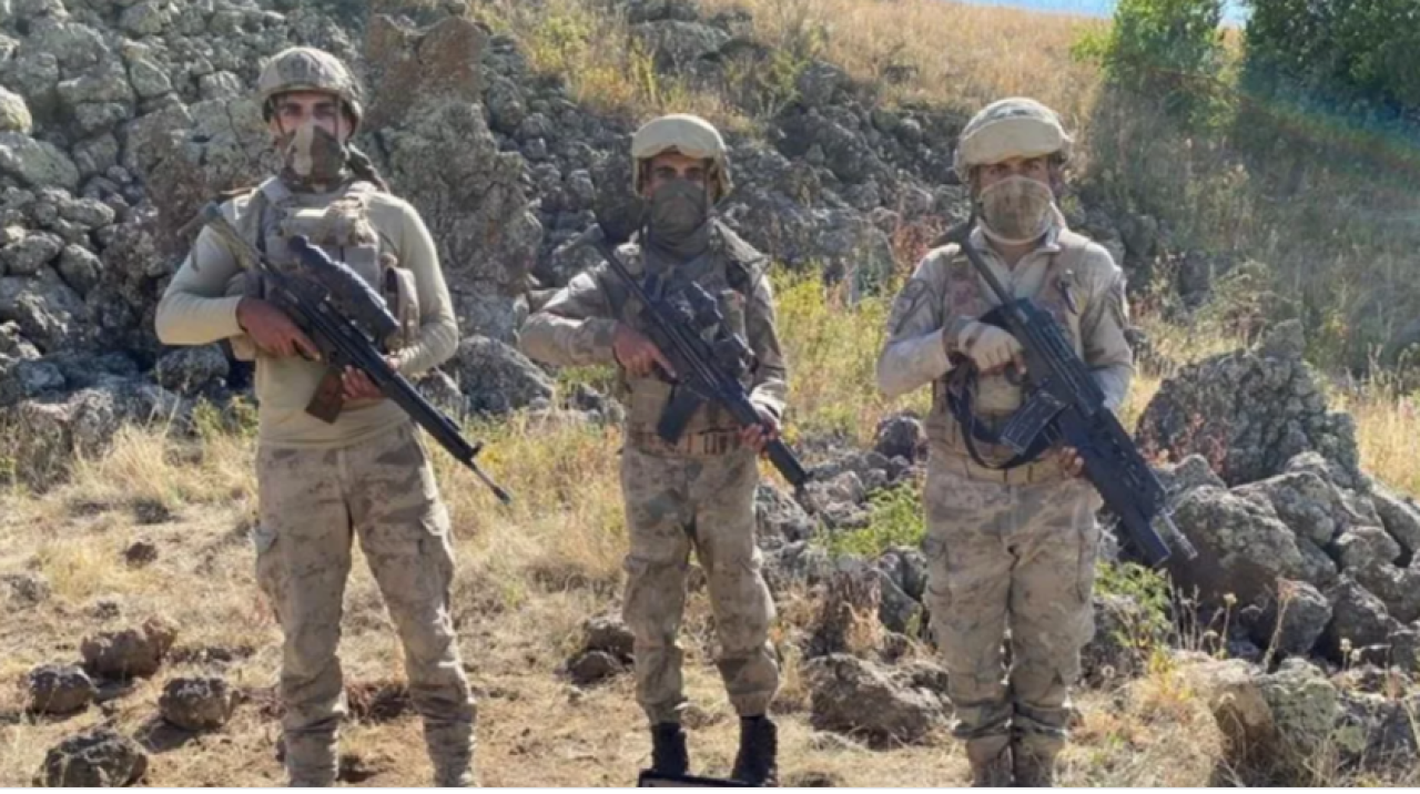 PKK'nın inleri yerle bir edildi, çok sayıda silah ele geçirildi