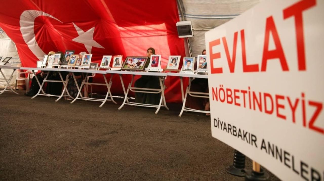 Diyarbakır annelerinin evlat nöbeti sürüyor