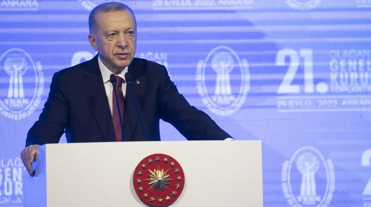 Cumhurbaşkanı Erdoğan: Faizi 12'ye kadar düşürdük, daha da inmesi lazım