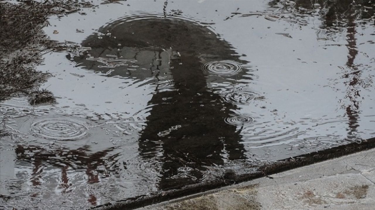 Meteorolojiden kuvvetli yağış ve fırtına uyarısı