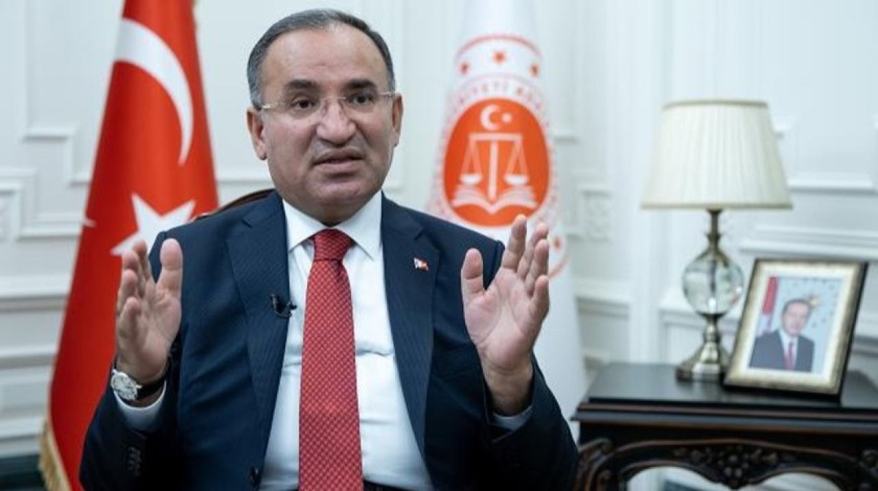 Bekir Bozdağ: "İktidara icazeti Amerika'dan, Londra'dan alamazsın"