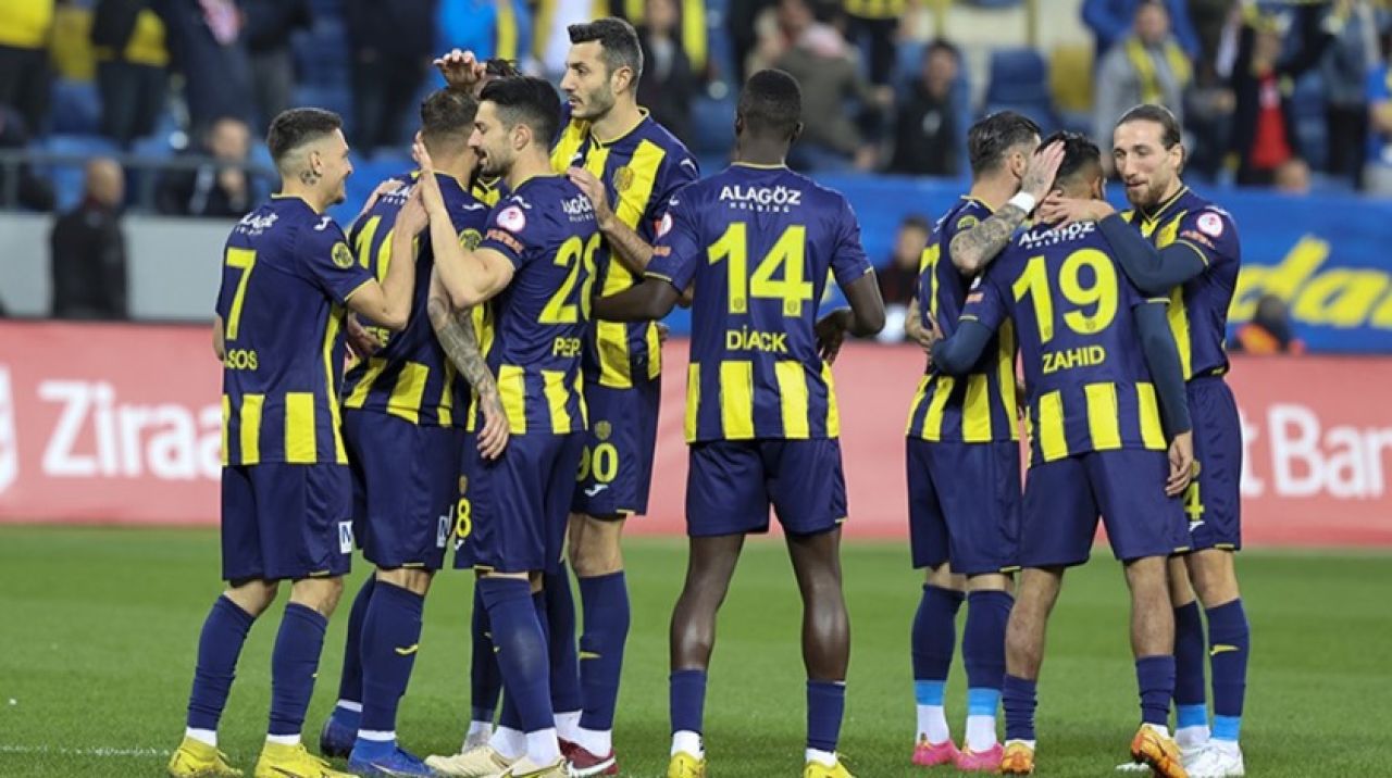 Ankaragücü 6 golle turladı