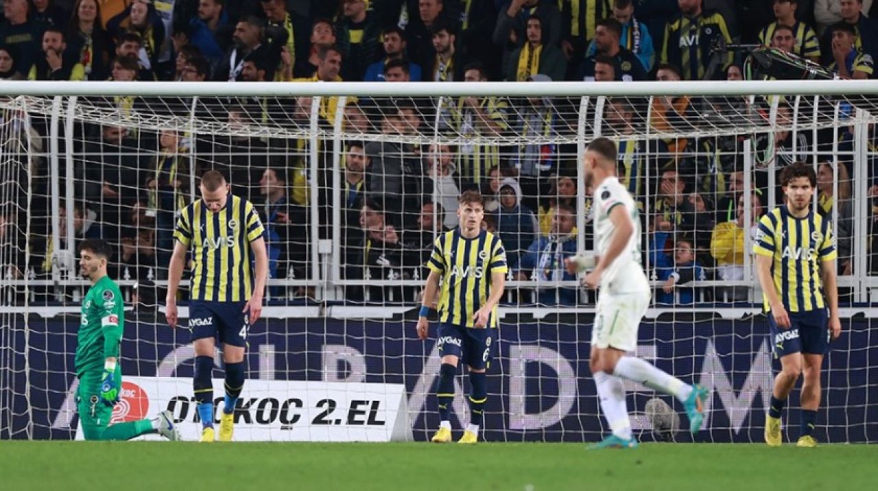 10 kişi kalan Fenerbahçe, Kadıköy’de Giresun’a kaybetti