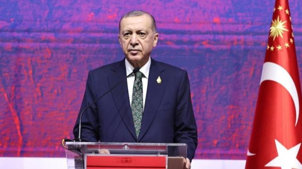 Cumhurbaşkanı Erdoğan: Terör örgütüne destek verenler dökülen her damla kana ortaktır