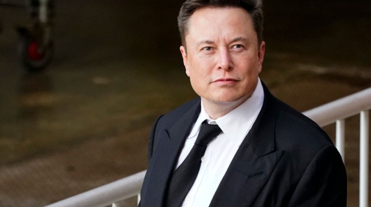 Elon Musk'tan flaş karar! Az önce tüm dünyaya duyuruldu