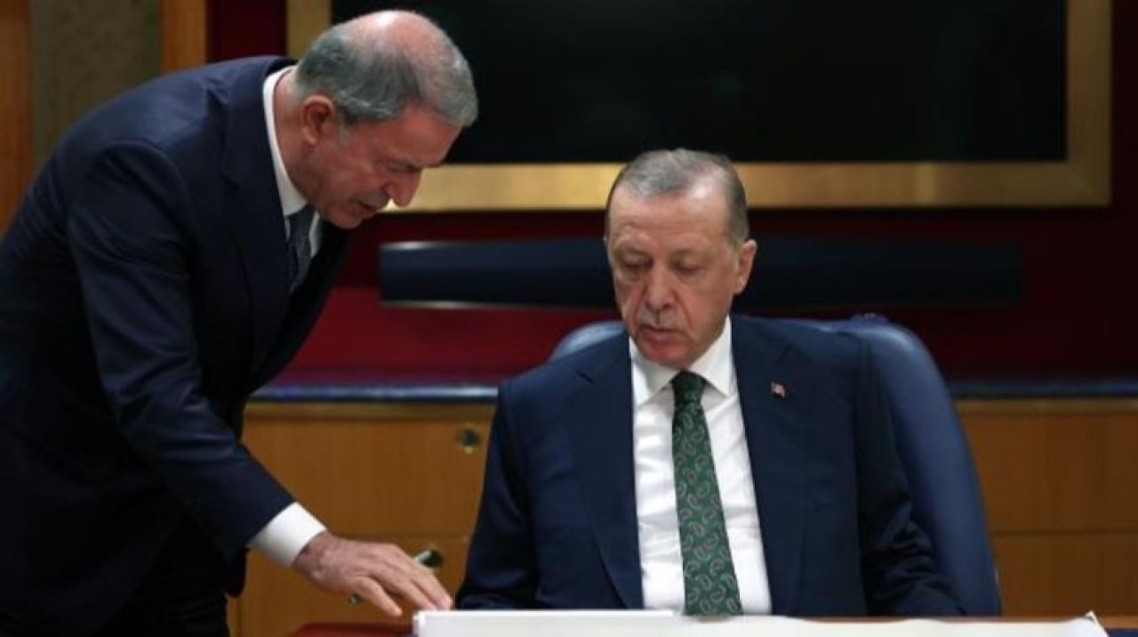 Cumhurbaşkanı Erdoğan, Bakan Akar’dan telefonda bilgi aldı