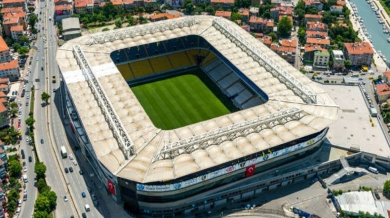 Fenerbahçe Şükrü Saraçoğlu Stadyumu'nun ismi değişiyor! İşte yeni ismi...