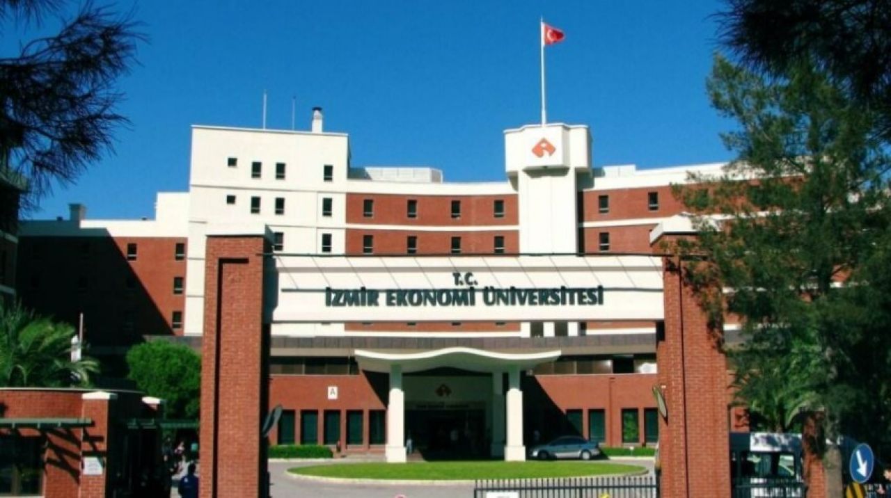 İzmir Ekonomi Üniversitesi 3 Araştırma Görevlisi alıyor