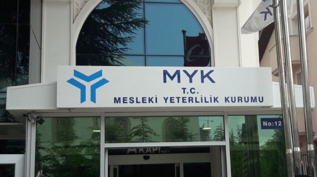 16 meslek grubunda 1 Ocak'tan itibaren belge şartı aranacak