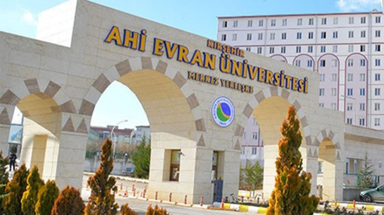 Van Yüzüncü Yıl Üniversitesi düzeltme ilanı yayınladı