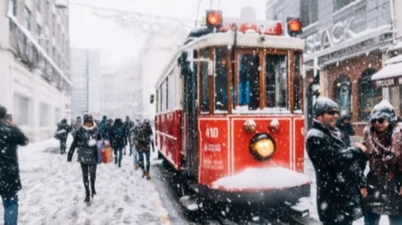 İstanbul'a kar geliyor! Tarih verildi