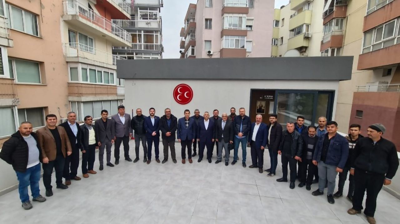 İP’ten ve CHP’den istifa edip MHP’ye katıldılar