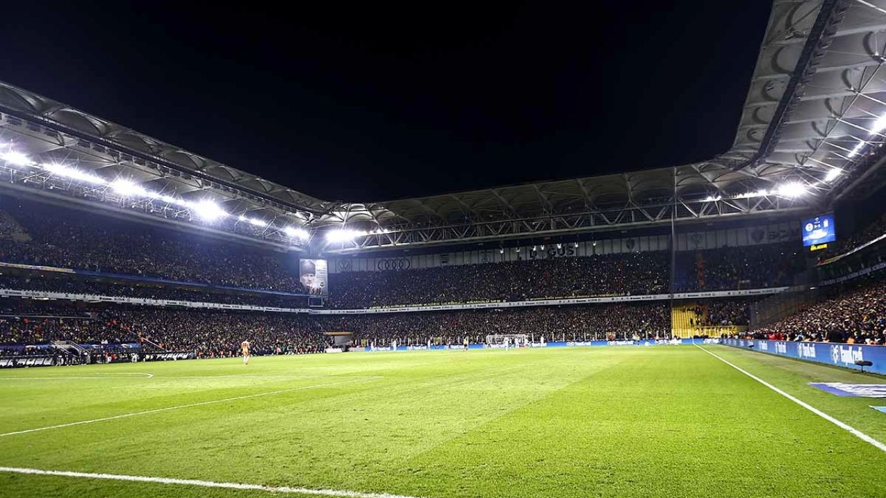 Trabzonspor-Fenerbahçe maçının biletleri satışa çıktı