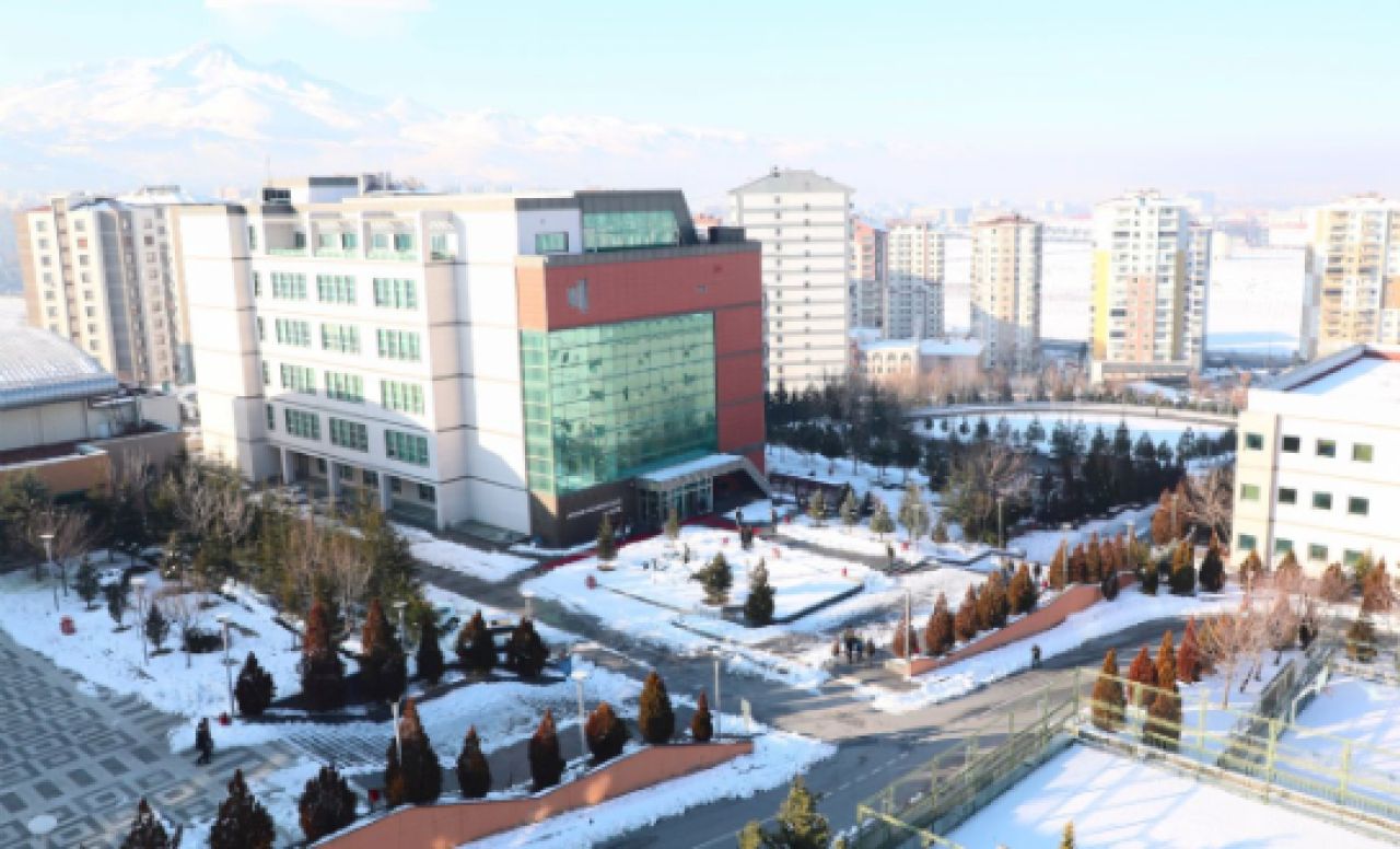 Kayseri Üniversitesi 7 Sözleşmeli Personel alıyor