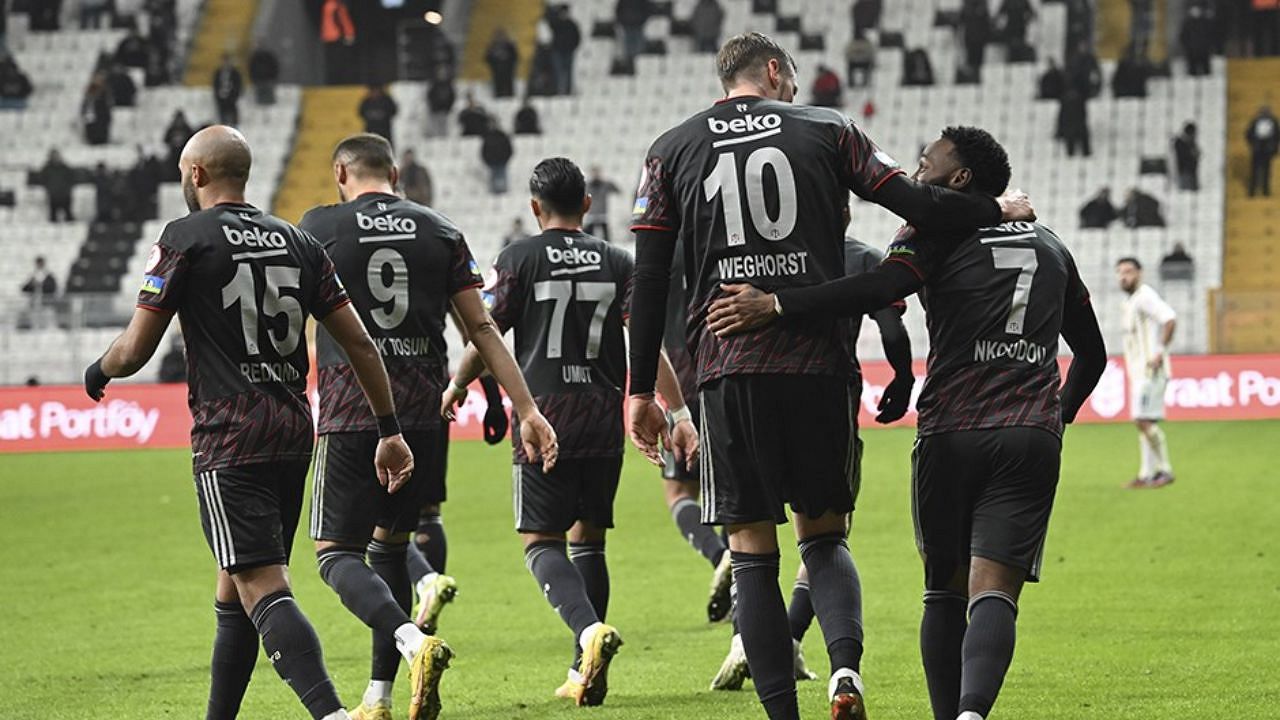 Ertelenen Beşiktaş-Antalyaspor maçının tarihi belli oldu