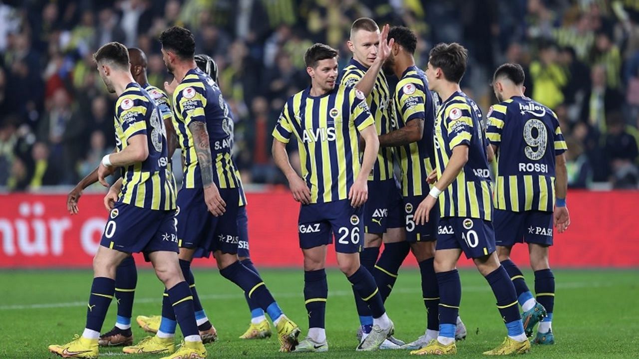 Fenerbahçe 89'da attı, çeyrek final biletini kaptı