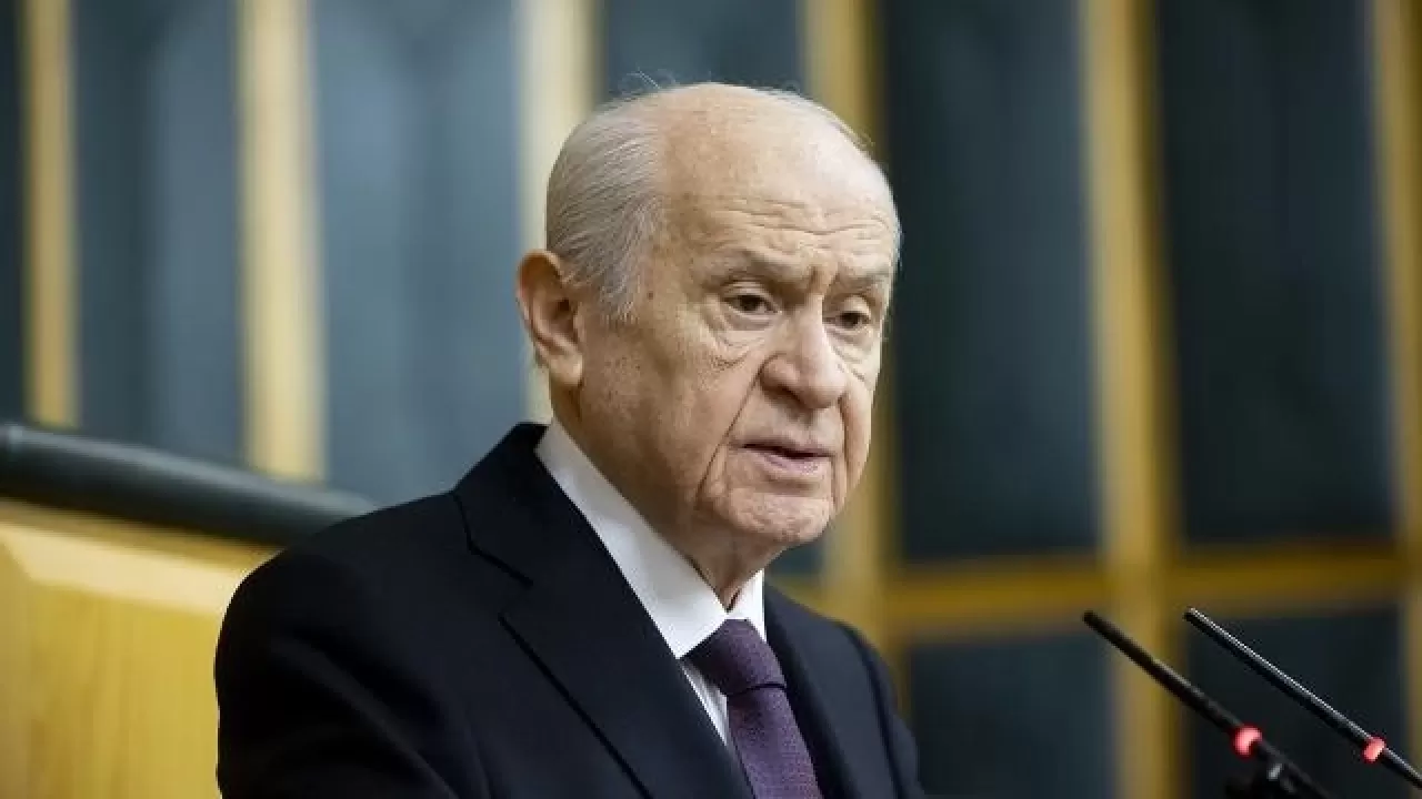 MHP Lideri Devlet Bahçeli Beşiktaş üyeliğinden ayrıldı