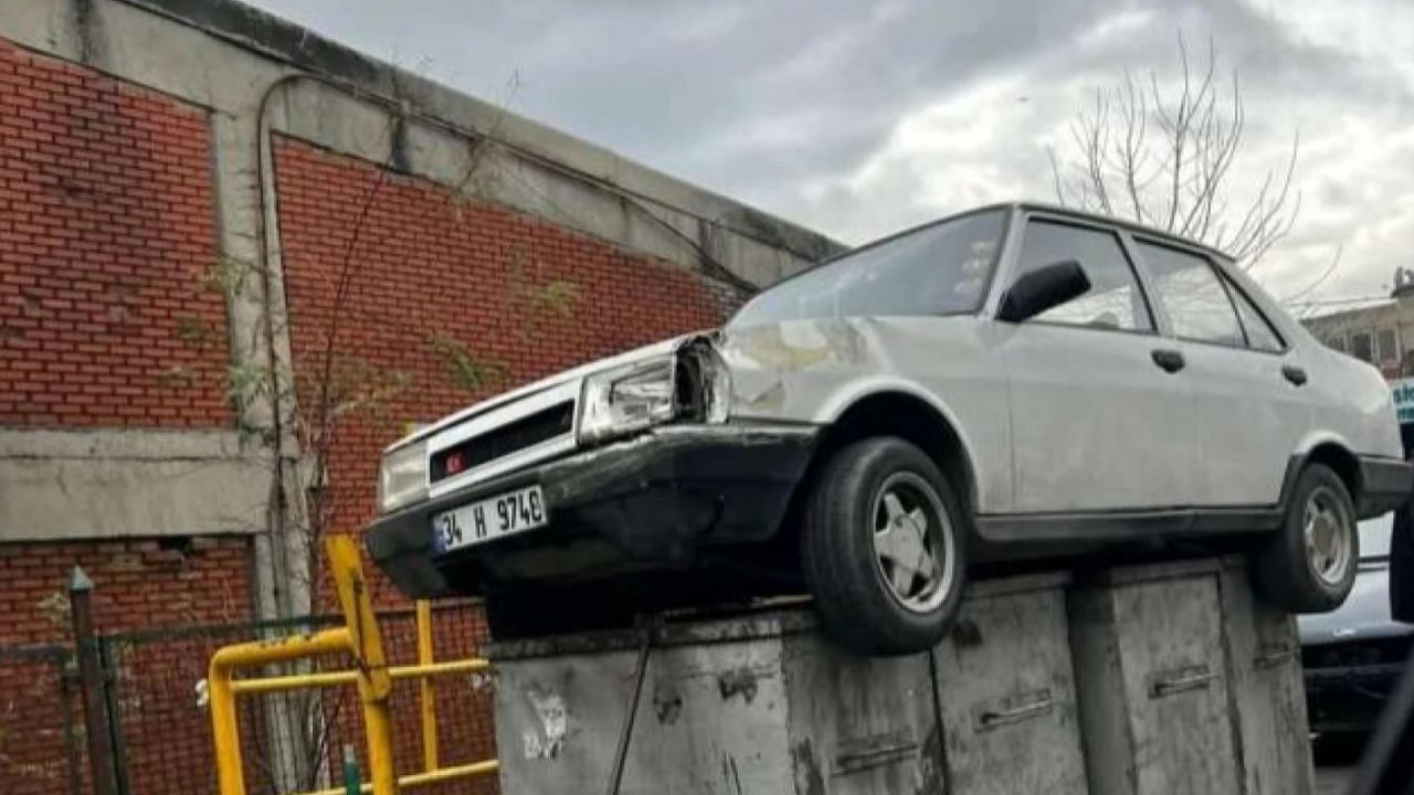 İstanbul'da çöpe atılan otomobilin sahibi suskunluğunu bozdu