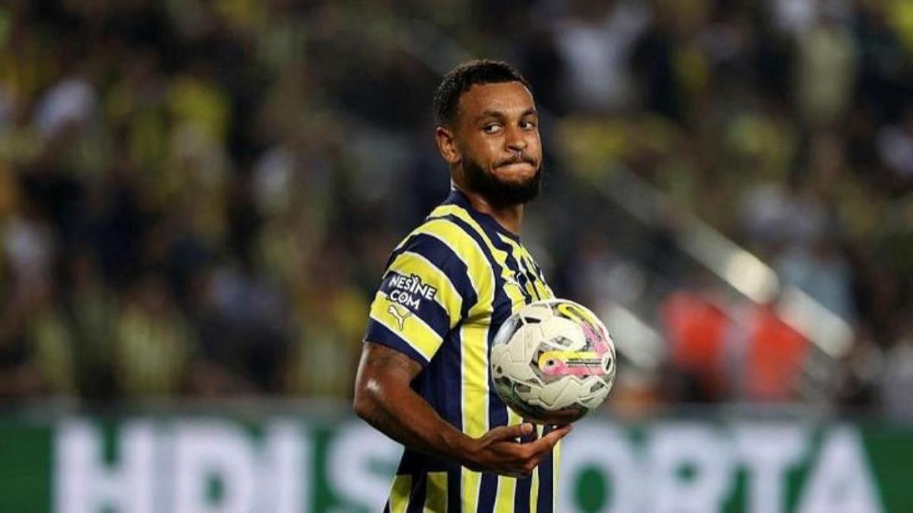 Fenerbahçeli Joshua King'den depremzedelere destek! Eşinin evden paylaştığı fotoğraf takdir topladı