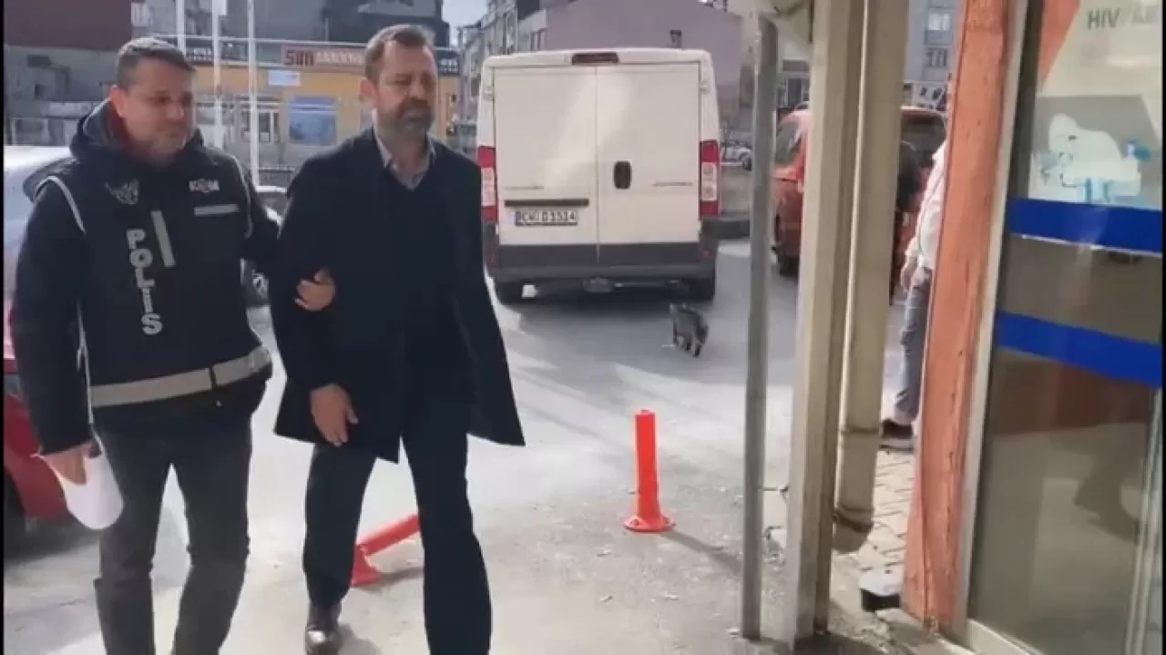 Gaziantep'te depremde yıkılan Ayşe-Mehmet Polat sitesinin müteahhidi İstanbul'da gözaltına alındı