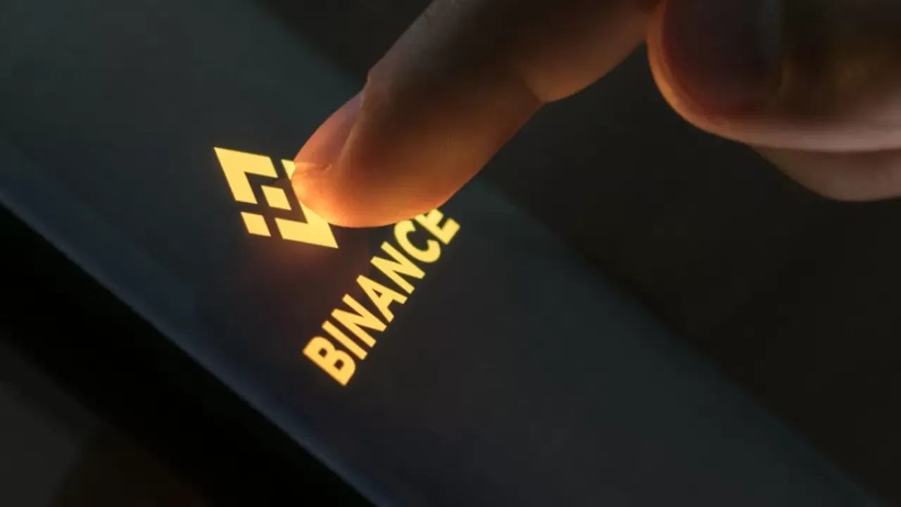 Binance'da işlemler durdu