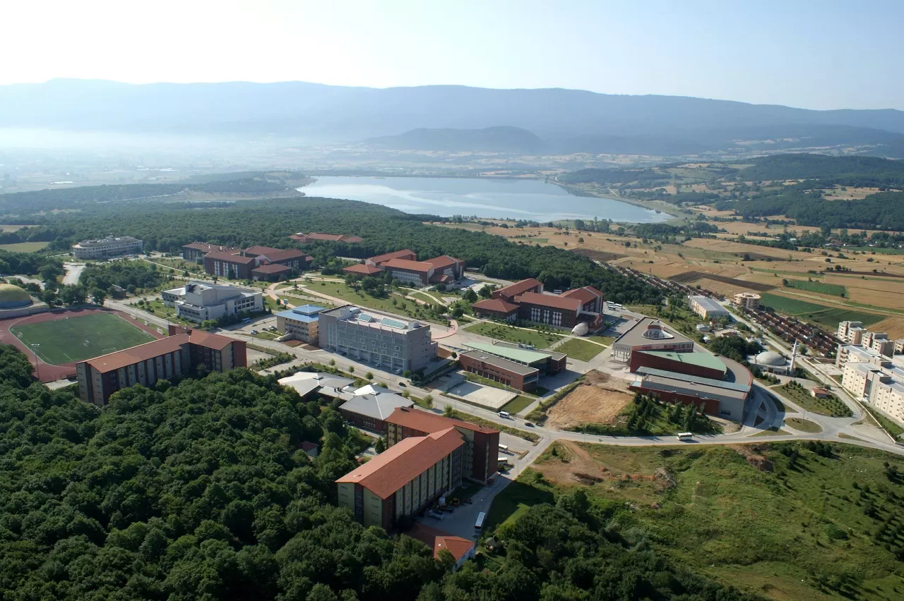 Bolu Abant İzzet Baysal Üniversitesi Sözleşmeli personel alıyor