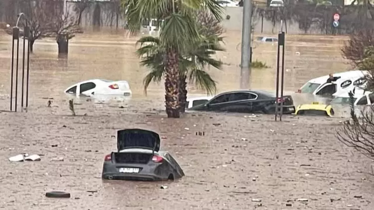 Sel felaketinde can kaybı 16'ya yükseldi