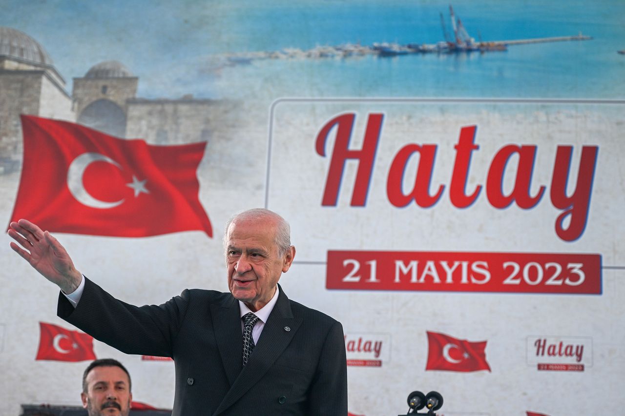 MHP lideri Devlet Bahçeli: Anadolu'nun yiğidi Erdoğan'ı ABD'ye Avrupa'ya ezdirmeyiz...