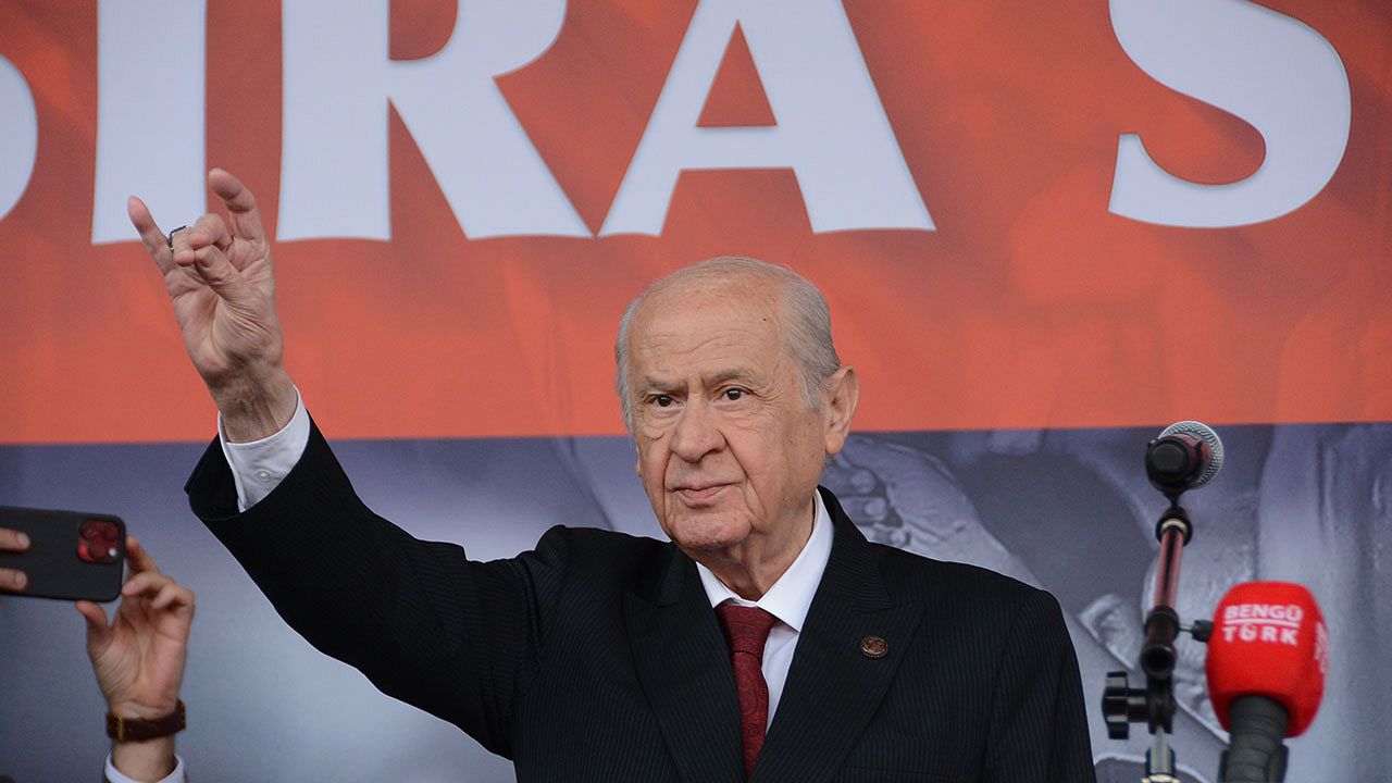 MHP lideri Devlet Bahçeli: Cumhur İttifakı’na verilen her oy teröristlere sıkılmış mermidir