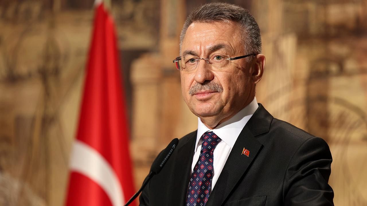 Fuat Oktay: İstikbal meşalemiz gençlerimize emanet