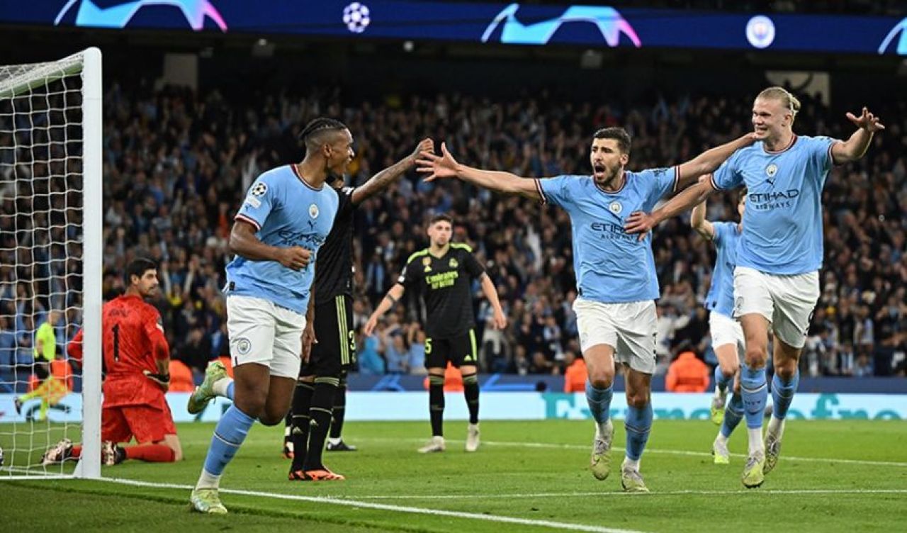 Real Madrid'i dağıtan Manchester City, İstanbul biletini kaptı