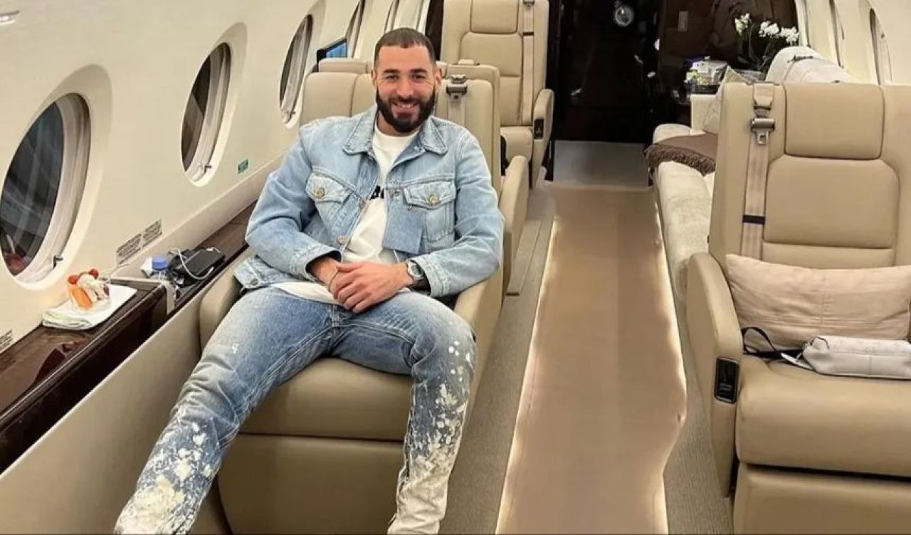 İlk transfer tamam! Dünya yıldızı Benzema imzayı resmen atıyor...