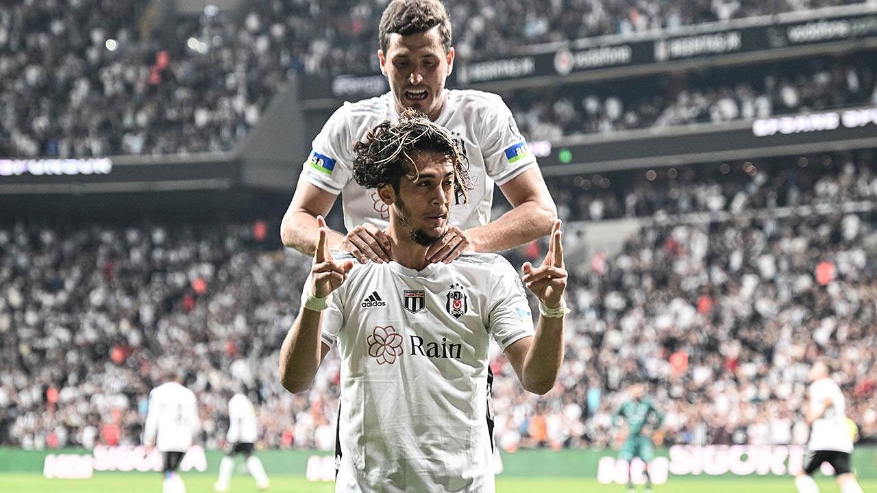 Beşiktaş'ta iç transfer harekatı