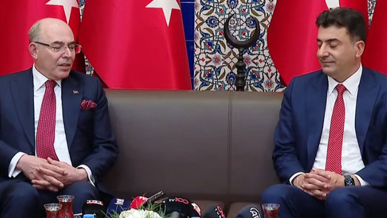 Siyasi partilerde bayramlaşma: MHP ile CHP bayramlaştı