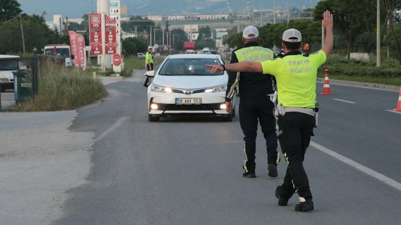 Tatilde yol güvenliği 30 bin 529 personelle sağlanacak