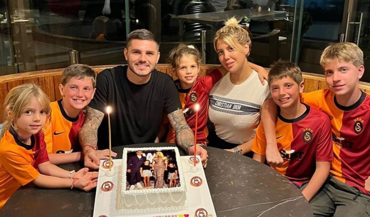 Wanda Nara, Galatasaraylıların beklediği Mauro Icardi haberini verdi