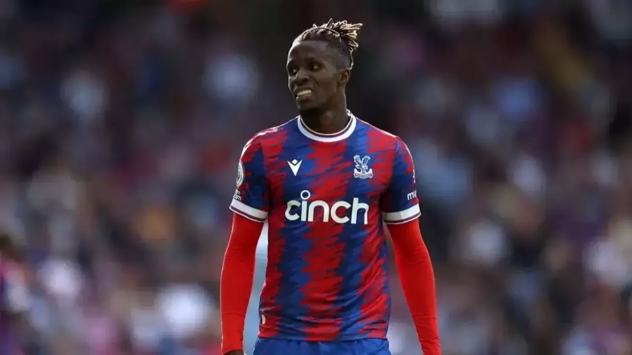 Yeni teklif herkesi şaşırttı! Fenerbahçe, Wilfried Zaha için gözünü kararttı